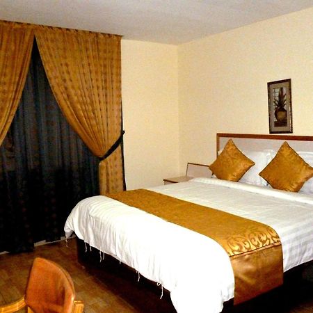 Mansour Plaza Hotel Apartments Dammam Camera foto