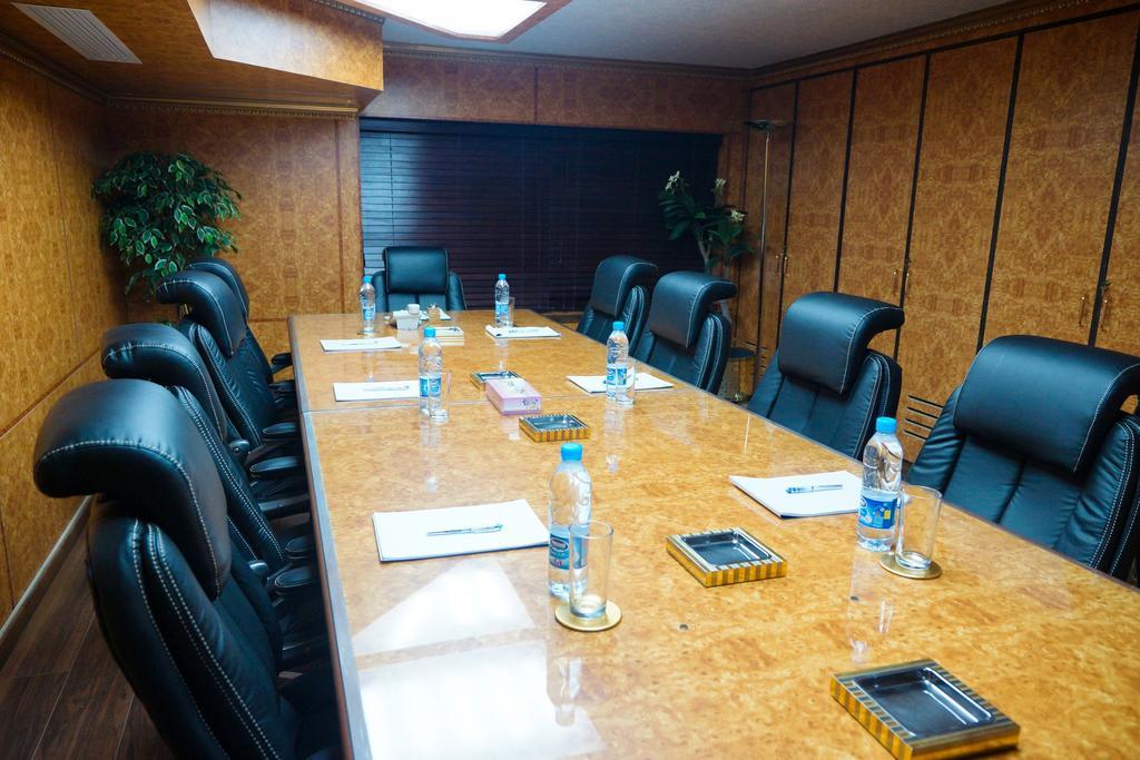 Mansour Plaza Hotel Apartments Dammam Esterno foto