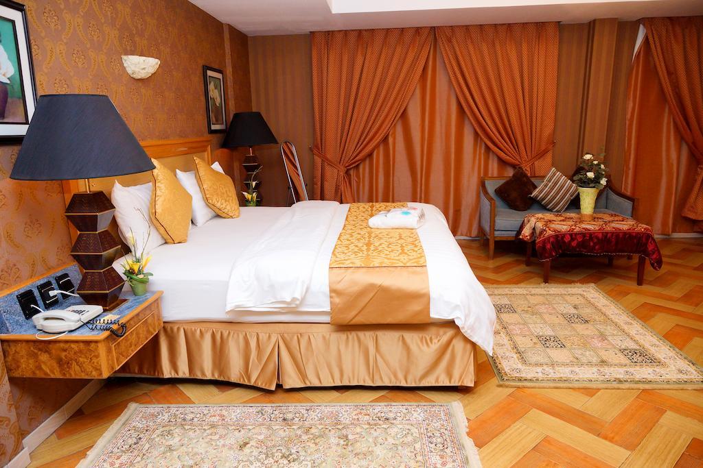 Mansour Plaza Hotel Apartments Dammam Esterno foto